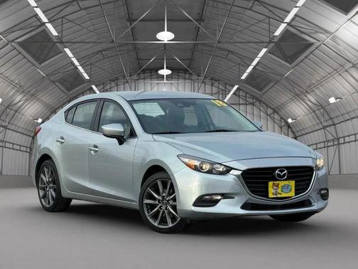 2018 Mazda Mazda3 Touring