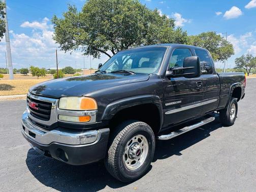 2003 GMC Sierra 2500 SLT H/D Extended Cab