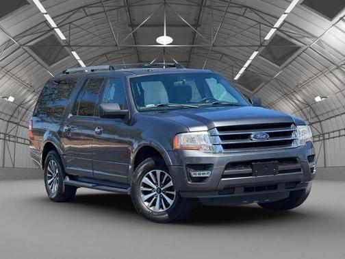 Gray 2017 Ford Expedition EL XLT