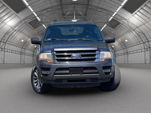 Gray 2017 Ford Expedition EL XLT
