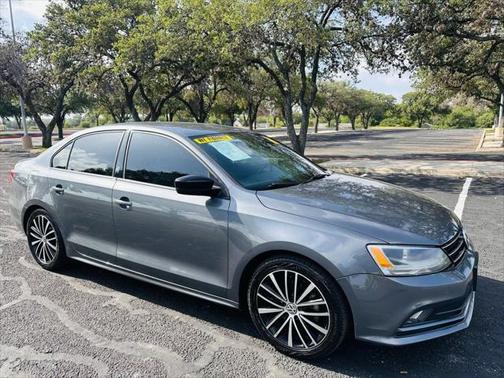 2016 Volkswagen Jetta 1.8T Sport