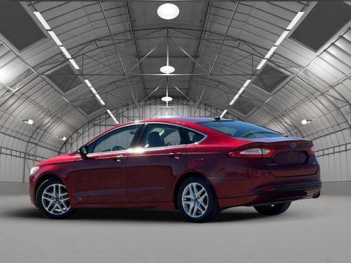 Red 2015 Ford Fusion SE