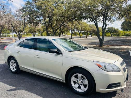 2013 Chevrolet Malibu 1LS
