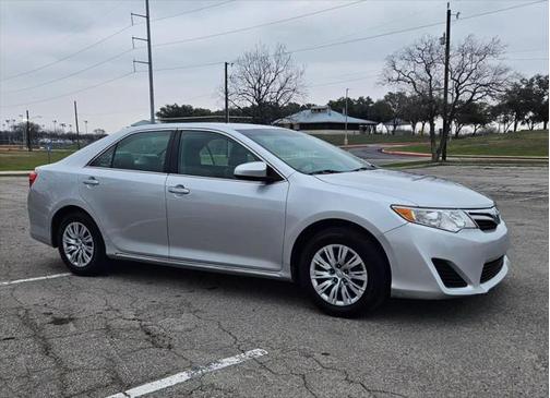 2013 Toyota Camry LE