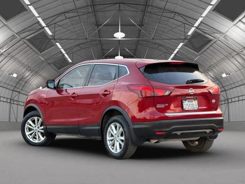 2017 Nissan Rogue Sport S
