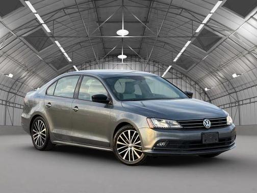 2016 Volkswagen Jetta 1.8T Sport