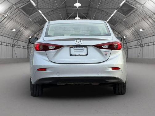 Sonic Silver Metallic 2018 Mazda Mazda3 Touring