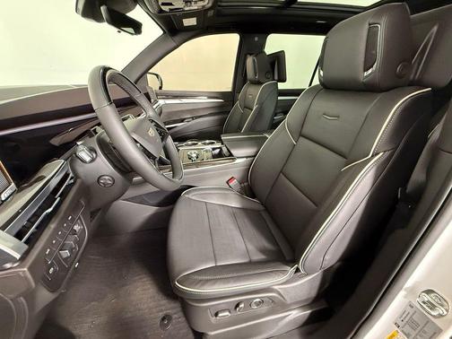 2025 Cadillac Escalade Premium Luxury