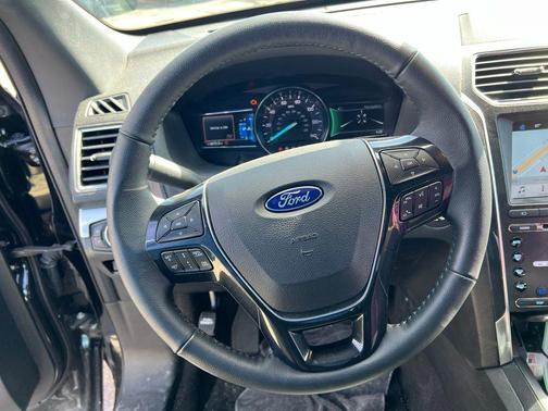 Shadow Black 2018 Ford Explorer Limited