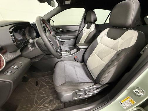 2024 Chevrolet Trax FWD 1RS