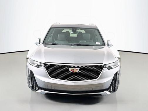 Argent Silver Metallic 2025 Cadillac XT6 Luxury FWD