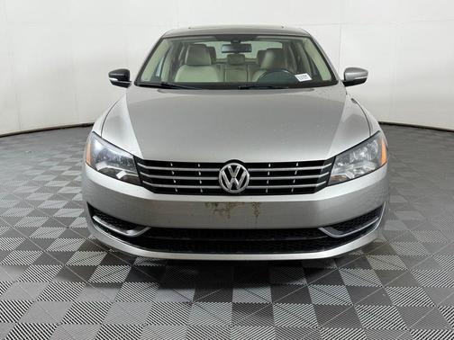2014 Volkswagen Passat 2.0L TDI DSG SE w/Sunroof