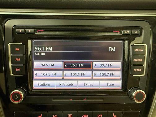 2014 Volkswagen Passat 2.0L TDI DSG SE w/Sunroof