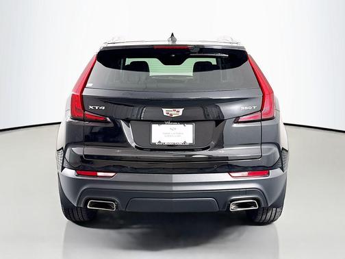 2022 Cadillac XT4 Luxury