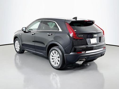 2022 Cadillac XT4 Luxury