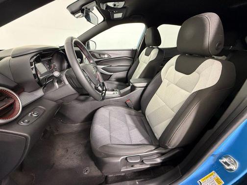 2025 Chevrolet Trax FWD 1RS