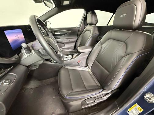 2025 Buick Envista Sport Touring FWD