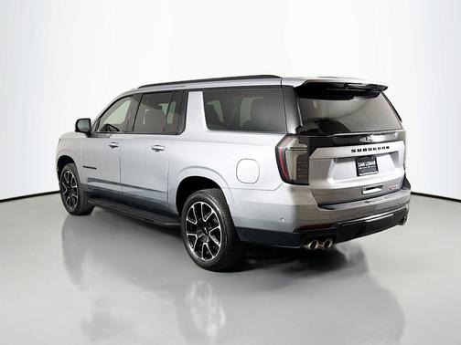 2025 Chevrolet Suburban RST