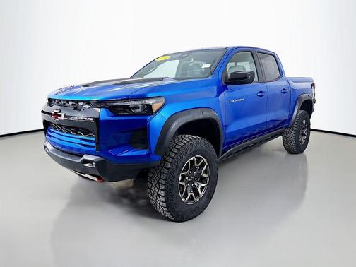 Glacier Blue Metallic 2024 Chevrolet Colorado ZR2