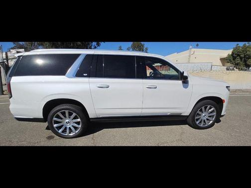 2022 Cadillac Escalade ESV Premium Luxury Platinum