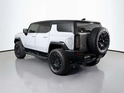 2024 GMC HUMMER EV SUV 2X