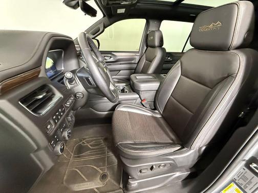 2022 Chevrolet Tahoe 4WD High Country