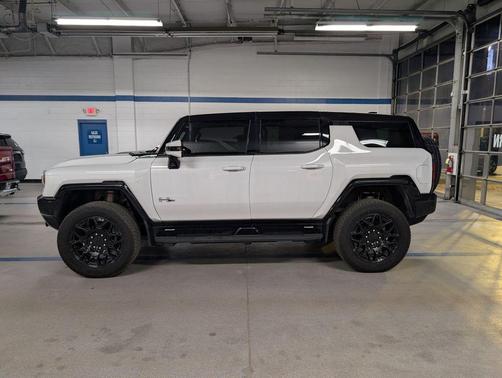 2024 GMC HUMMER EV SUV 2X