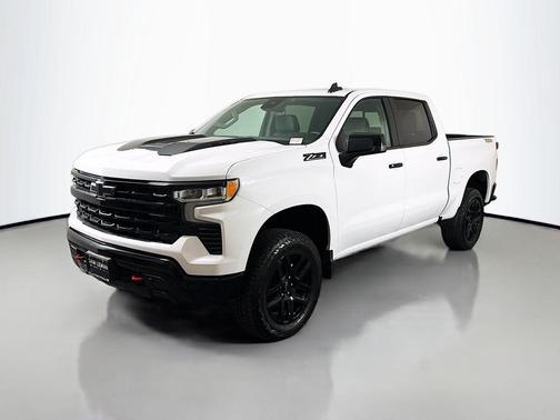 Summit White 2025 Chevrolet Silverado 1500 LT Trail Boss