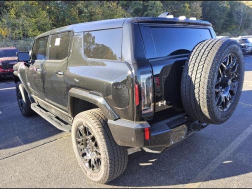 2024 GMC HUMMER EV SUV 2X