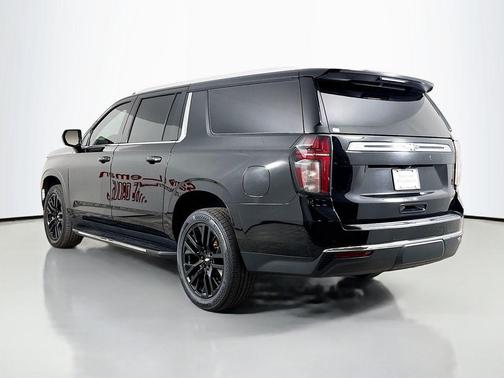 2021 Chevrolet Suburban LT