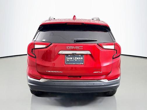 2024 GMC Terrain AWD AT4