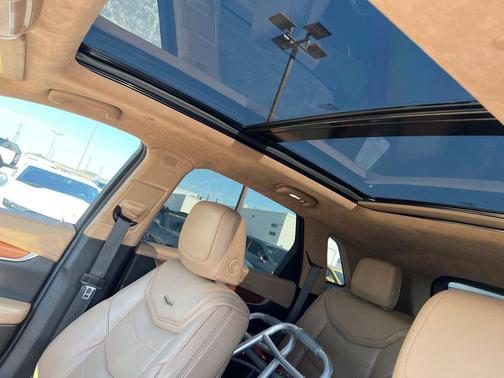 2019 Cadillac XT5 Platinum