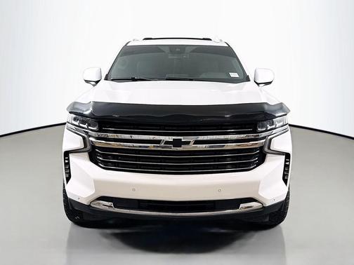 Summit White 2023 Chevrolet Suburban LT