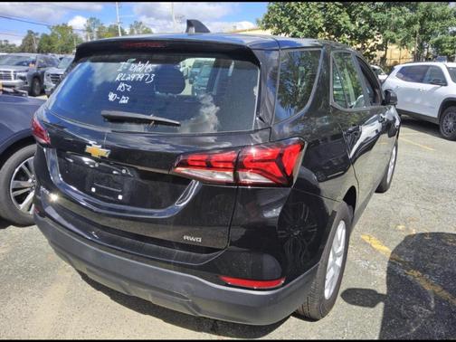 2024 Chevrolet Equinox LS