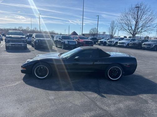 2001 Chevrolet Corvette Base