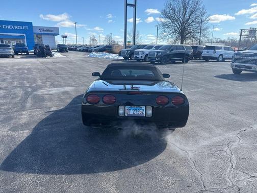 2001 Chevrolet Corvette Base