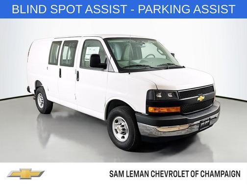 Summit White 2026 Chevrolet Express 2500 Work Van