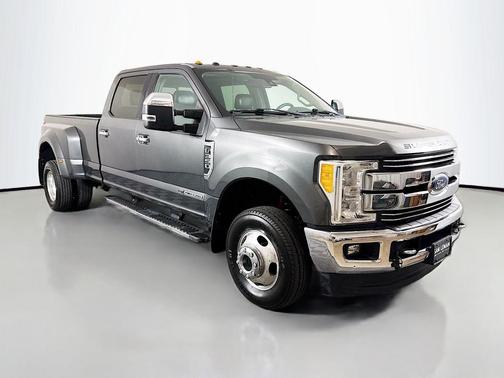 2017 Ford F-350 Lariat