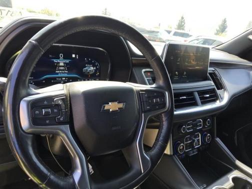 Summit White 2022 Chevrolet Suburban Premier