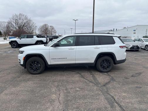 2025 Jeep Grand Cherokee L Altitude