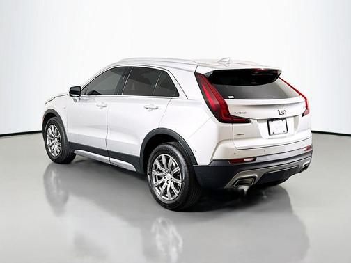 2022 Cadillac XT4 Premium Luxury