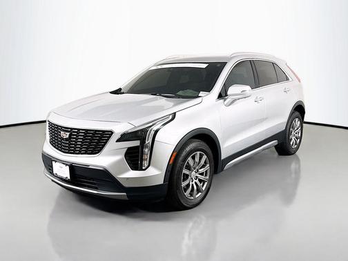 2022 Cadillac XT4 Premium Luxury