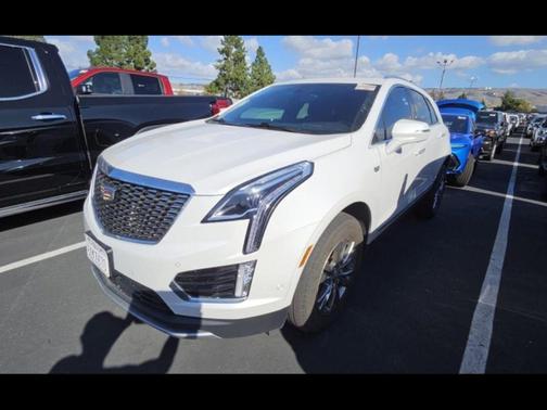 2022 Cadillac XT5 Premium Luxury