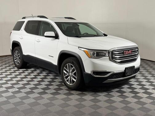 2017 GMC Acadia SLE-2
