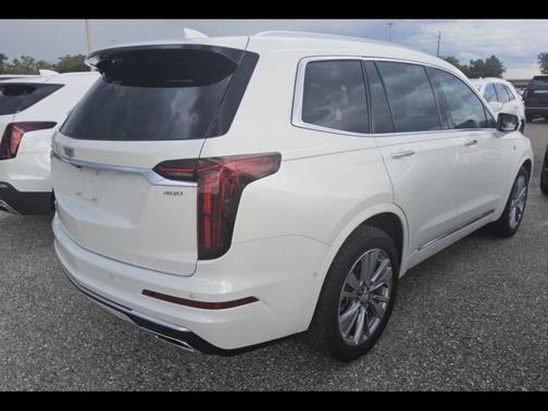 2024 Cadillac XT6 Premium Luxury FWD