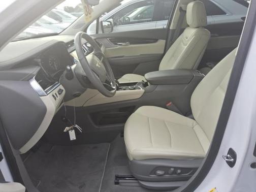 2024 Cadillac XT6 Premium Luxury FWD