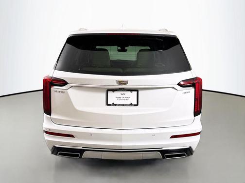 2024 Cadillac XT6 Premium Luxury FWD