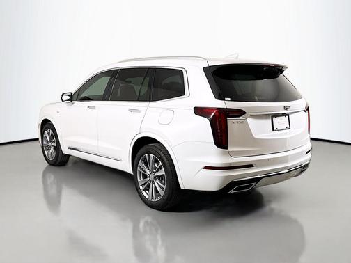 2024 Cadillac XT6 Premium Luxury FWD