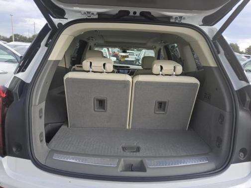 2024 Cadillac XT6 Premium Luxury FWD