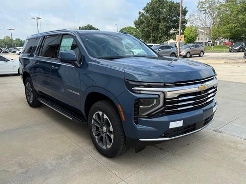 Lakeshore Blue Metallic 2026 Chevrolet Suburban LT